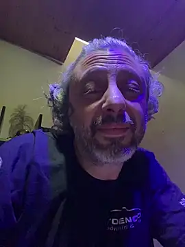 Snapshot of Petebulimia chatting on April 29, 2026, 7:31 pm Petebulimia online show from April 29, 2026, 7:31 pm