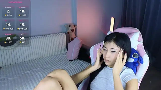 Snapshot of mimiicherry chatting on February 7, 2026, 3:43 am mimiicherry online show from February 7, 2026, 3:43 am