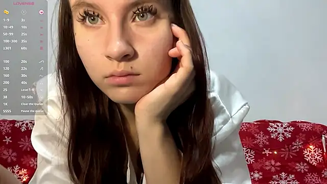 Snapshot of Juice_berries chatting on December 22, 2025, 7:27 am Juice berries online show from December 22, 2025, 7:27 am