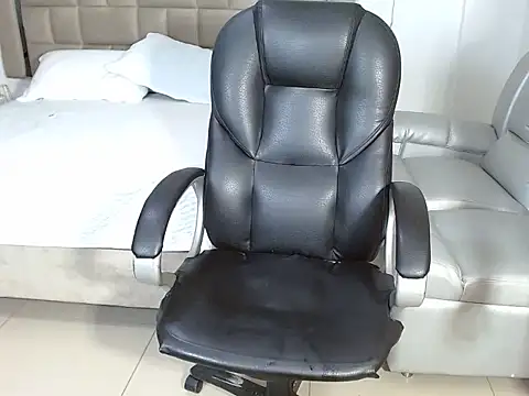 Samathahottxxxx online show from February 1, 2026, 7:56 pm