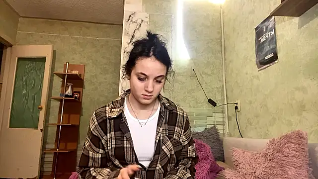 Snapshot of StacyHoyles chatting on February 6, 2026, 11:02 am StacyHoyles online show from February 6, 2026, 11:02 am