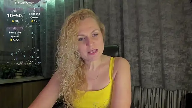 LanaLight x online show from March 13, 2026, 6:36 pm