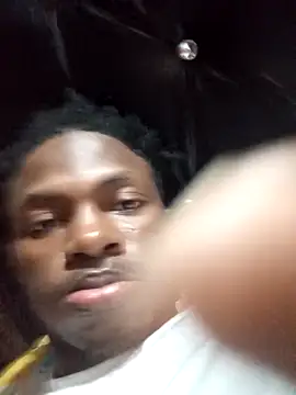 Snapshot of yeisonmurillo27 chatting on January 8, 2026, 2:25 am yeisonmurillo27 online show from January 8, 2026, 2:25 am