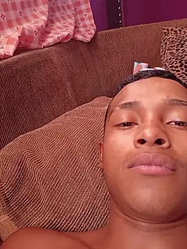 Negok1ng17cm online show from April 2, 2026, 4:59 pm