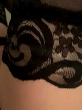 CherryCe online show from December 15, 2025, 10:25 pm