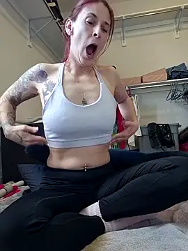 poleslut69 online show from May 10, 2026, 5:29 pm