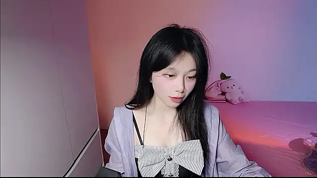 youyou-66 online show from January 18, 2026, 1:04 pm