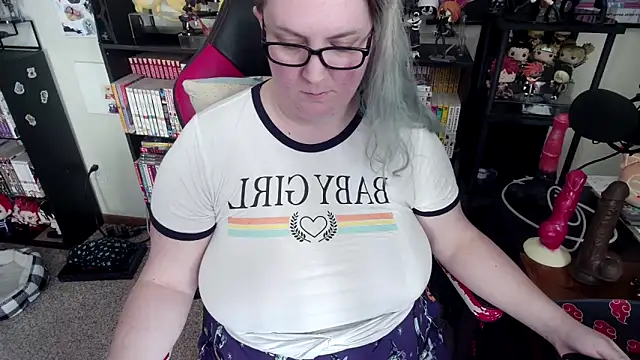 SugarTsunami online show from May 7, 2026, 11:54 pm