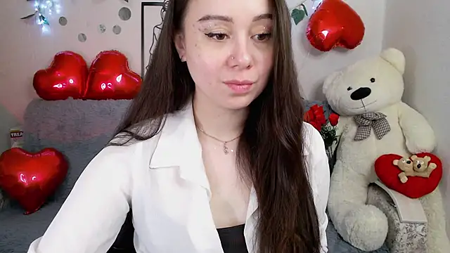 AlinaEleven online show from May 3, 2026, 10:49 pm