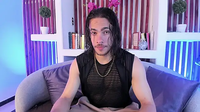 PatrickS25 online show from February 10, 2026, 4:05 am