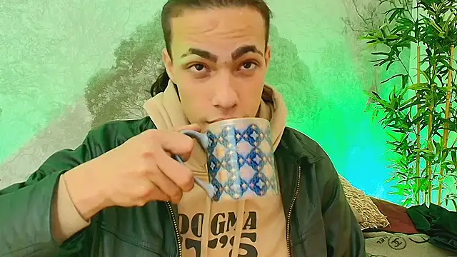 PatrickS25 online show from March 19, 2026, 4:27 am