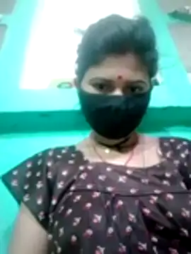 Big hot44 online show from April 12, 2026, 3:33 am