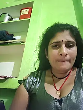 Snapshot of Sonamhot743 chatting on December 14, 2025, 5:07 pm Sonamhot743 online show from December 14, 2025, 5:07 pm