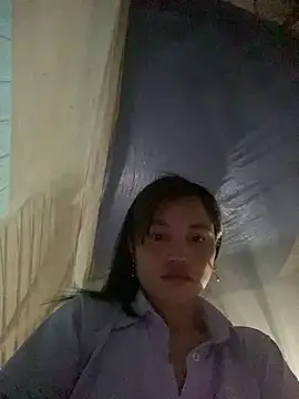 Lilik2 online show from May 5, 2026, 8:17 pm