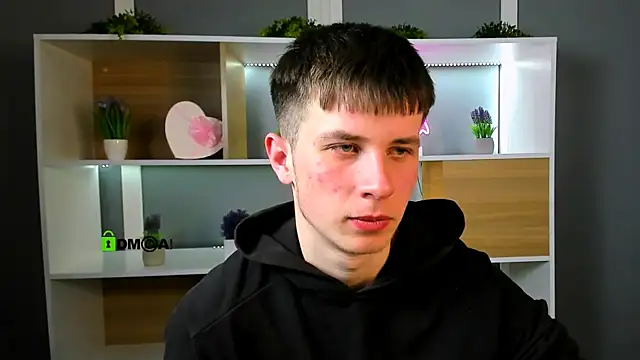 leo valor online show from March 30, 2026, 6:42 pm