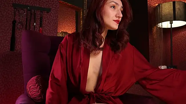 Roxa Lana online show from May 9, 2026, 2:44 pm