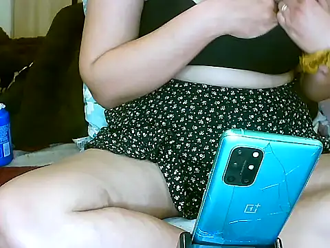 aarti queen online show from December 21, 2025, 9:38 am