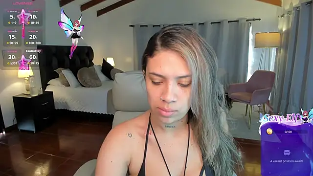 Zara Wolf  online show from March 20, 2026, 12:43 pm