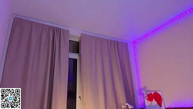 MatthewHoffis online show from July 25, 2026, 8:06 pm