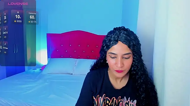 Samantha luv  online show from March 11, 2026, 1:33 am