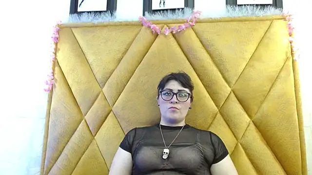 Snapshot of JoleneVidall chatting on December 19, 2025, 7:21 pm JoleneVidall online show from December 19, 2025, 7:21 pm