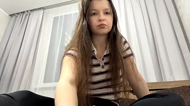 Snapshot of EllieBerrie chatting on January 16, 2026, 1:26 pm EllieBerrie online show from January 16, 2026, 1:26 pm