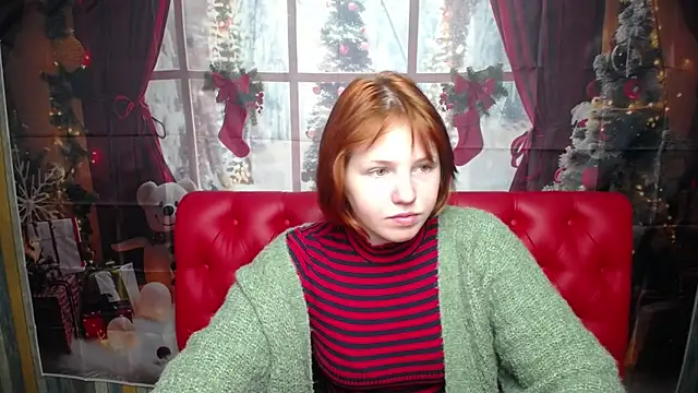 EvelinaRedfox online show from December 21, 2025, 6:31 am