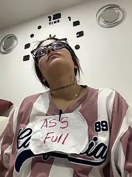 Slut Dirty Nastyy online show from March 27, 2026, 3:45 am