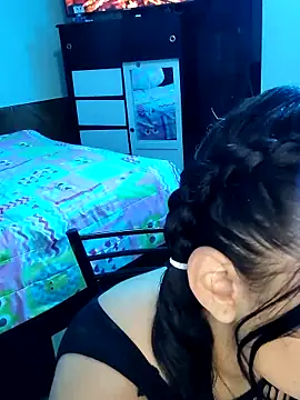 Laura Daza1 online show from March 21, 2026, 8:34 pm