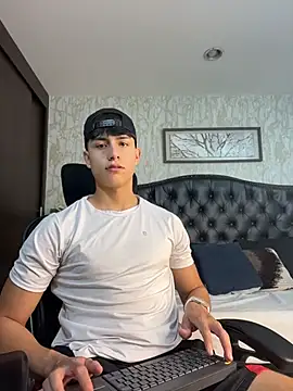 Lander Cruz online show from May 7, 2026, 3:06 pm