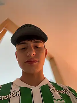 Lander Cruz online show from July 2, 2026, 4:02 pm