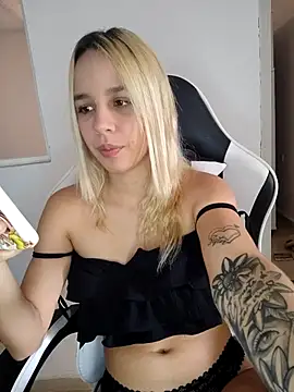 KasumiSophia online show from March 1, 2026, 12:51 pm