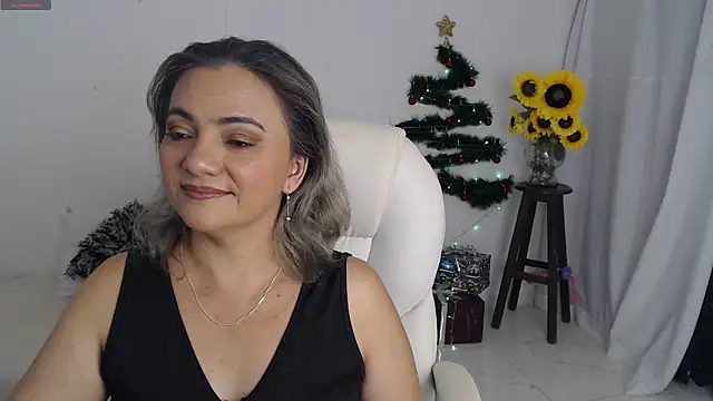 Katiana80 online show from December 18, 2025, 12:44 pm