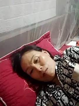 Lili-123k online show from March 2, 2026, 5:52 am