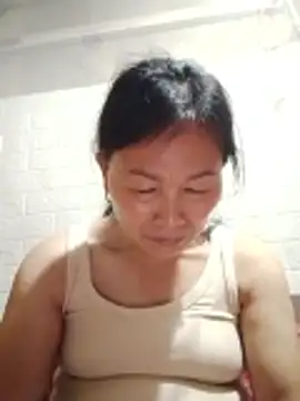 Lili-123k online show from April 23, 2026, 2:08 pm