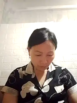 Lili-123k online show from May 4, 2026, 4:41 am