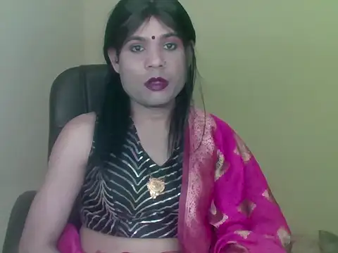 Lovely Ladyboy star online show from March 19, 2026, 9:52 pm