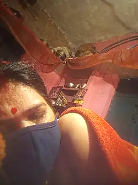 Snapshot of Your-shreya143 chatting on December 18, 2025, 1:44 am Your-shreya143 online show from December 18, 2025, 1:44 am