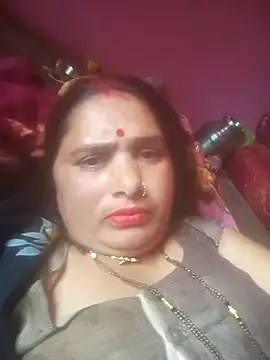 Your-shreya143 online show from May 3, 2026, 7:25 am