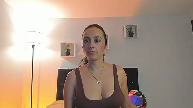 Victoria Rose  online show from June 29, 2026, 7:58 pm