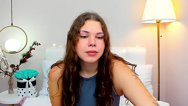 MartaRey online show from December 18, 2025, 6:30 am