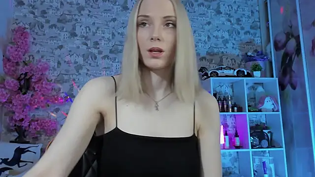 Gina Gina love online show from April 25, 2026, 12:57 am