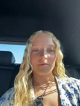 Sophie cute06 online show from July 29, 2026, 1:31 pm