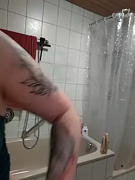 Milas Dreams OF online show from December 4, 2025, 7:39 am