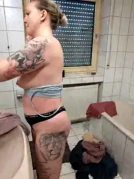 Milas Dreams OF online show from December 22, 2025, 9:06 am