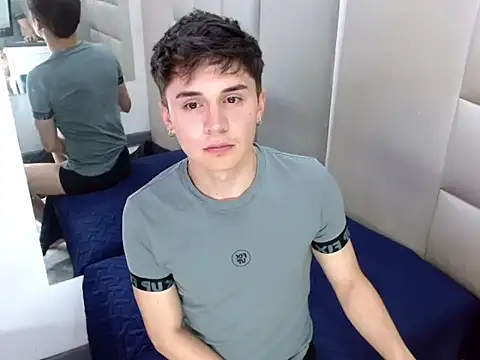 Snapshot of JuanGomm chatting on March 4, 2026, 3:12 am JuanGomm online show from March 4, 2026, 3:12 am