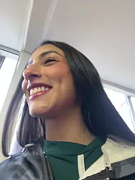 Snapshot of lya__brown chatting on May 15, 2026, 11:06 am lya brown online show from May 15, 2026, 11:06 am