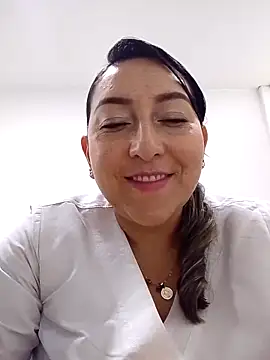 Valeria montana  online show from April 9, 2026, 11:37 am