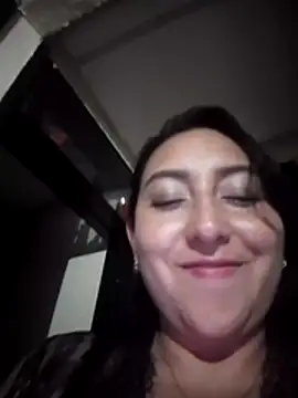 Valeria montana  online show from May 5, 2026, 12:07 am