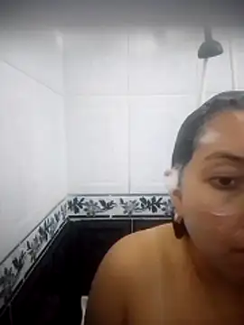 Valeria montana  online show from May 23, 2026, 5:17 pm